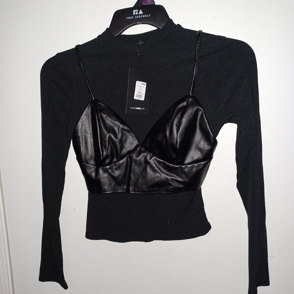 Fashion Nova long sleeve top